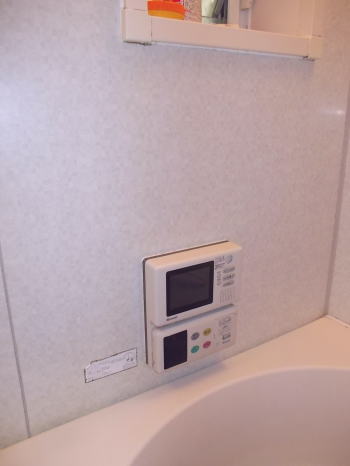 リモコン一体型浴室テレビ　リンナイ製MV-410A、MV-410Bタイプ