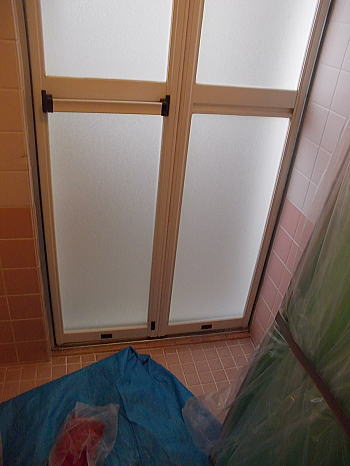 　■サンワ浴室折戸■DV2（三和シャッター工業製）